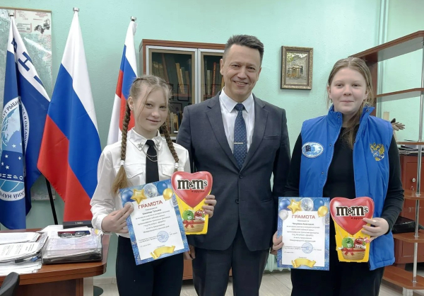 Конкурс детских рисунков: " Моя любимая Мама!"