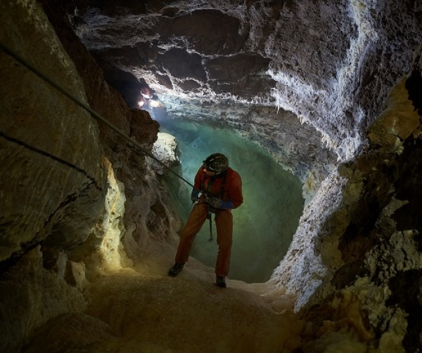 Об успешном завершении экспедиции в глубочайшую пещеру Азии